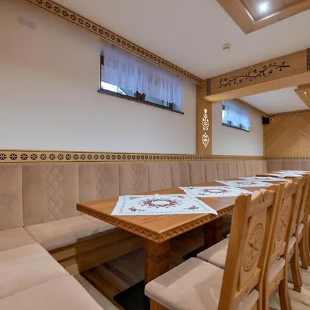 Homestay Pod Tatrami 1 & - Komfortowe Z Wyzywieniem, Blisko Term Bania Bialka Tatrzanska