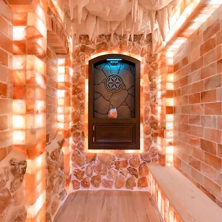 Homestay Pod Tatrami 1 & - Komfortowe Z Wyzywieniem, Blisko Term Bania *