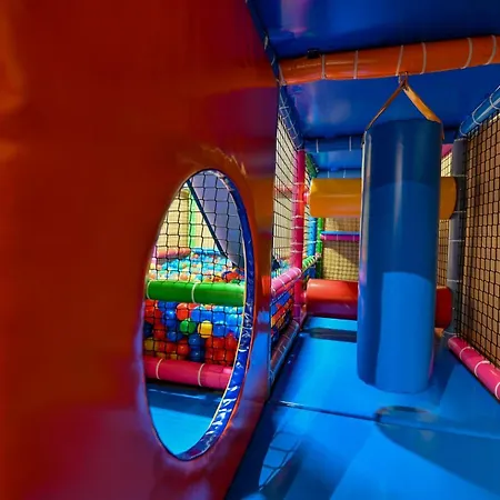 Homestay Pod Tatrami 1 & - Komfortowe Z Wyzywieniem, Blisko Term Bania