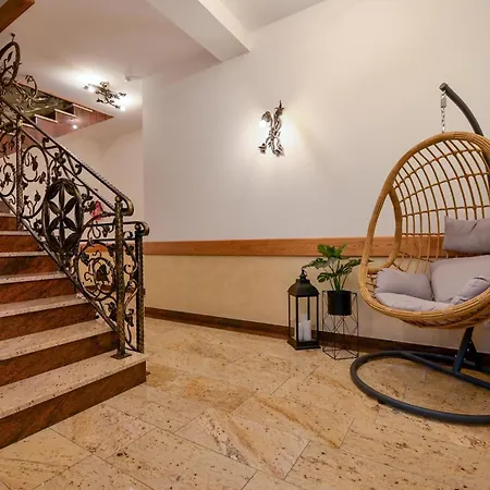 Homestay Pod Tatrami 1 & - Komfortowe Z Wyzywieniem, Blisko Term Bania *