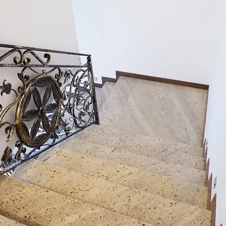 Homestay Pod Tatrami 1 & - Komfortowe Z Wyzywieniem, Blisko Term Bania